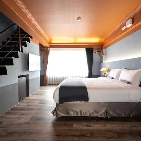 Motel 東旅驛棧 à Jiaoxi Extérieur photo