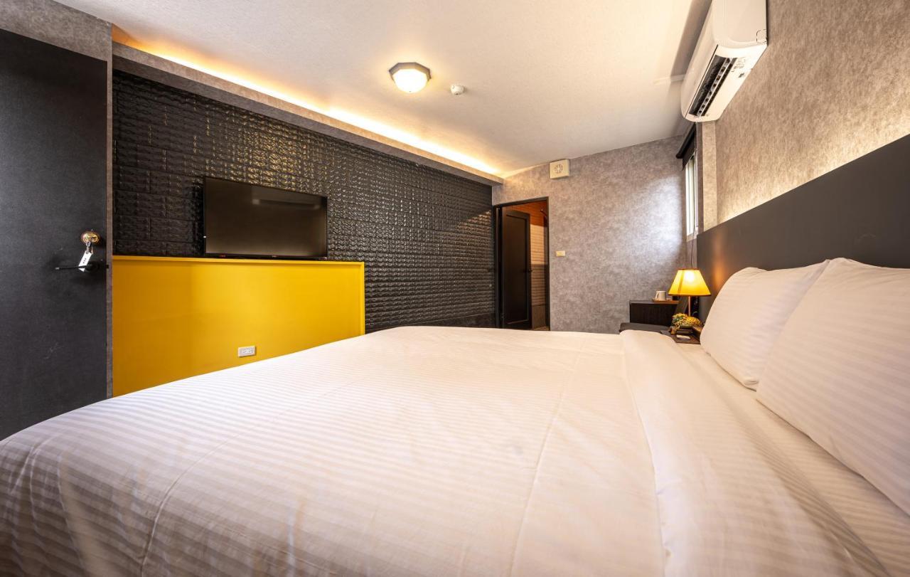 Motel 東旅驛棧 à Jiaoxi Extérieur photo