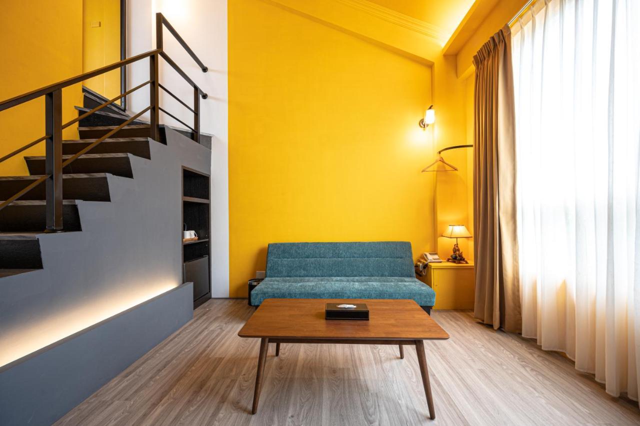 Motel 東旅驛棧 à Jiaoxi Extérieur photo